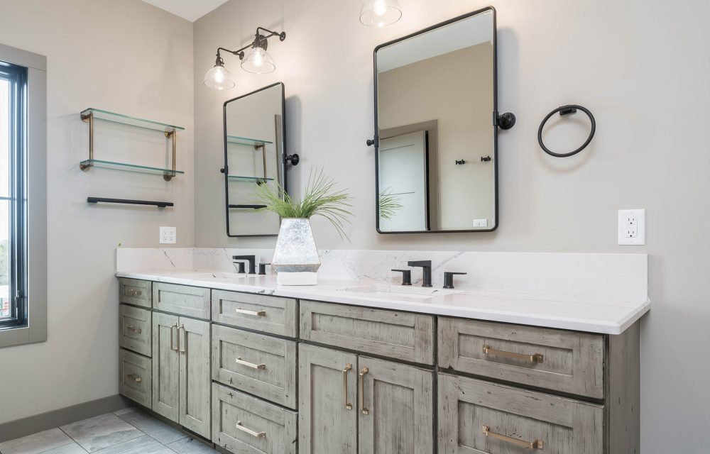 Modern Farmhouse Bathroom